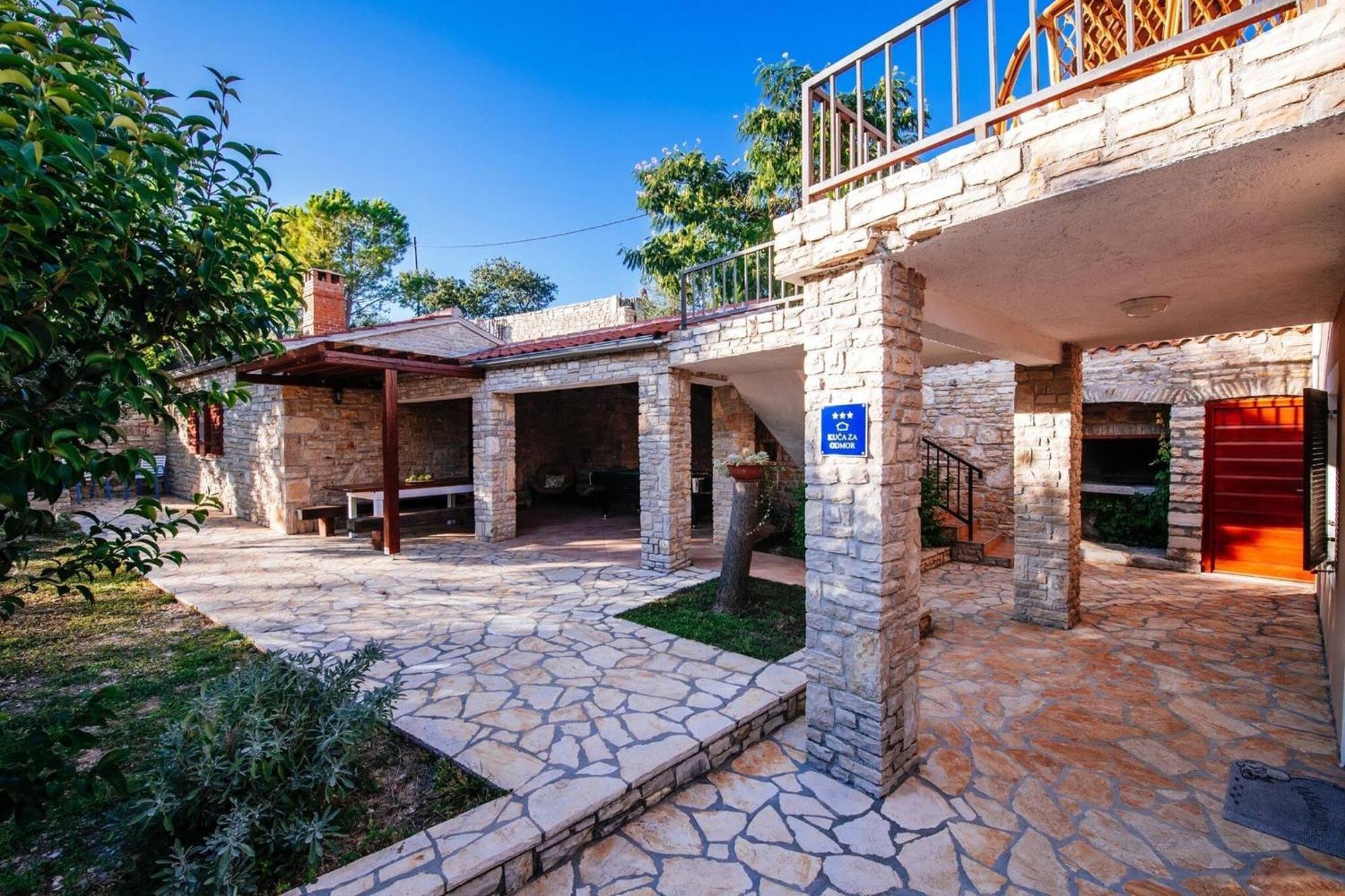 My Dalmatia - Holiday Home Korlat With Private Pool Бенковац Екстериор снимка